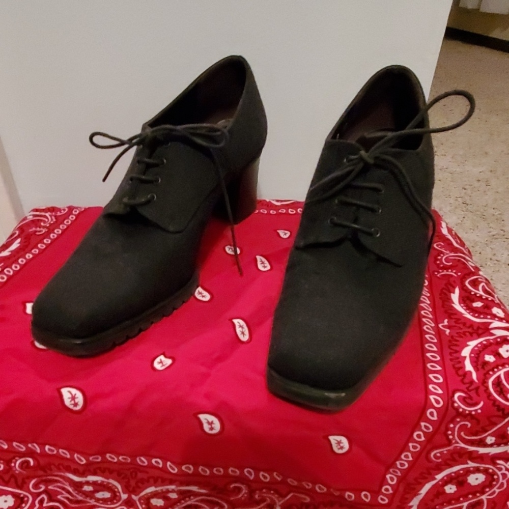 COLE HAAN oxford shoes